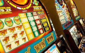 တိုက်ရိုက် ကာစီနို Live Dealer HD Streaming Studio နောက်ခံ